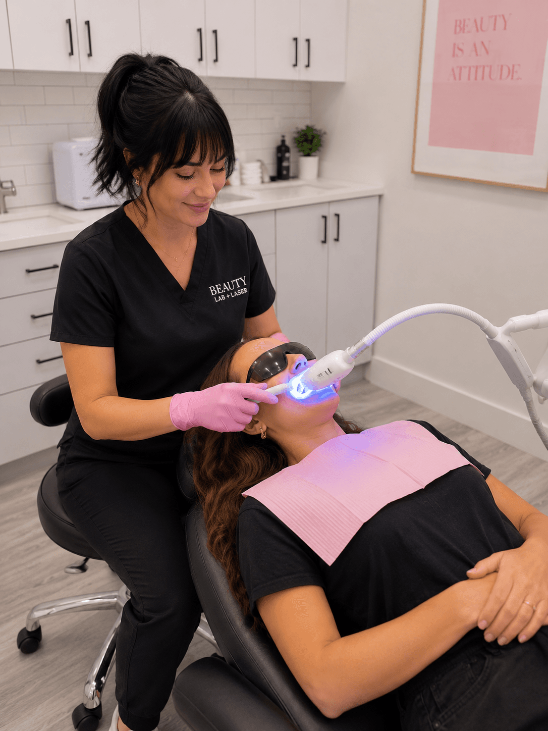 Beauty Lab Bright Teeth Whitening treatment media.